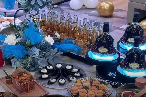 武威高端会所礼宾员招聘 日薪1300起专车接送